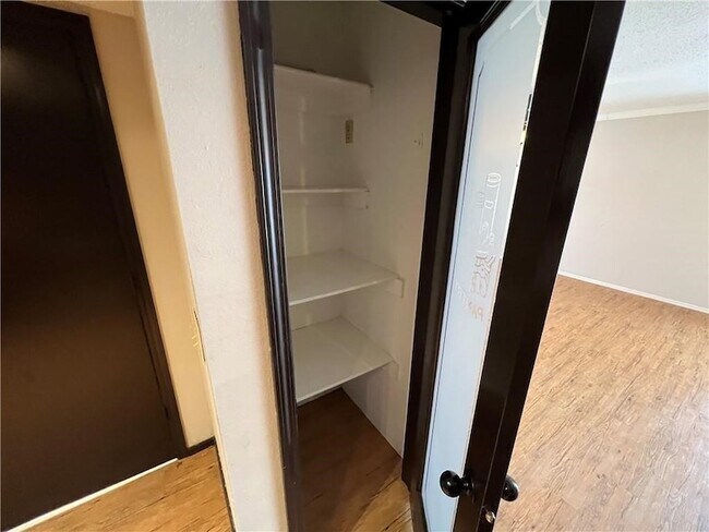 Photo - 322 S 11th Pl Apartment