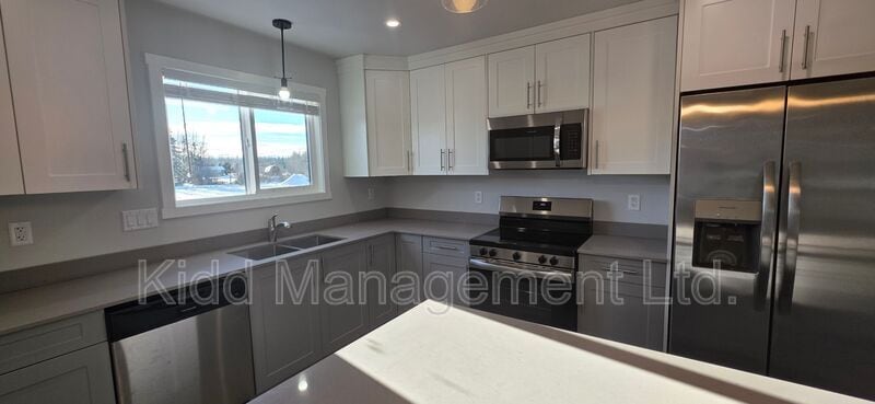 Photo - 6285-6285 Monterey Rd
