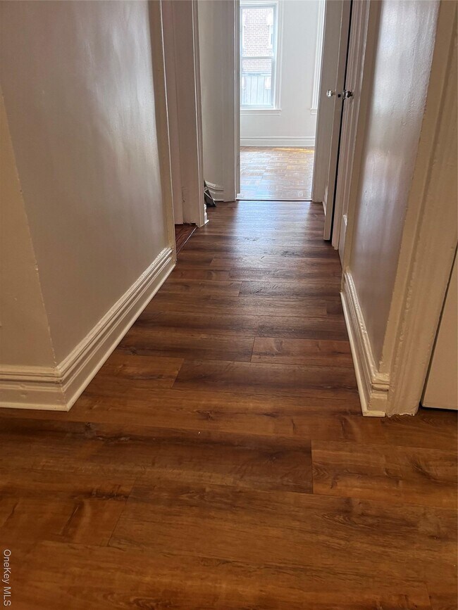 Photo - 1129 Noble Ave Unit 4