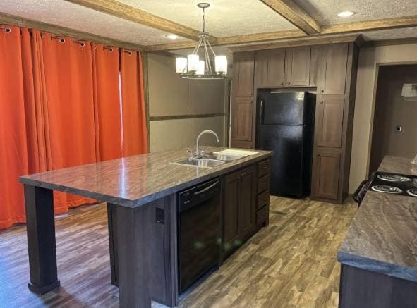 Photo - 143 Yarbro Rd