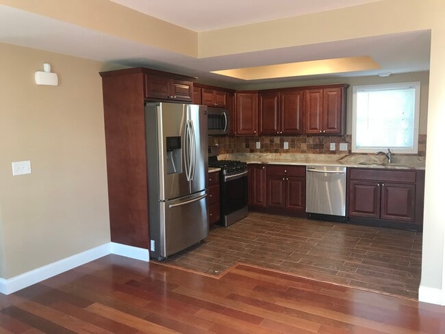 Photo - 35 Governor St