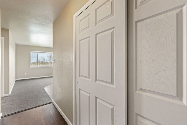 Photo - 1163 Cree Dr Unit 4