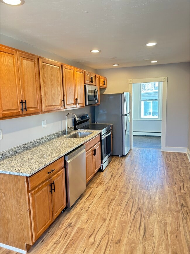 Photo - 713 Metropolitan Ave Unidad 2