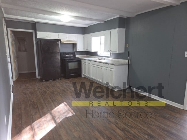 Photo - Freshly Updated 2-Bedroom on a Quiet Street