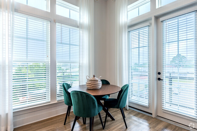 2BR, 2BA - 1,153 SF - Artizia at LoSo Apartments