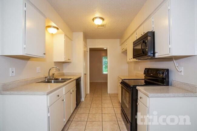 Photo - 22510 Leedstown Ln