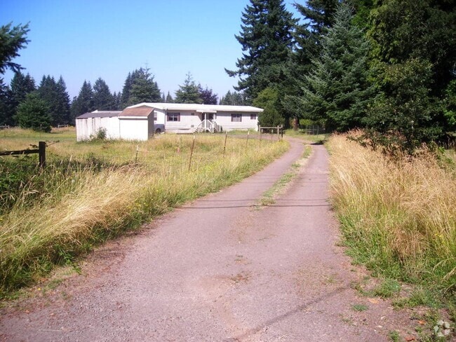 Building Photo - Three Bedroom Manufactured Home in Fern Pr...