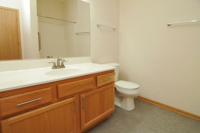 Aurora Pointe Apartments