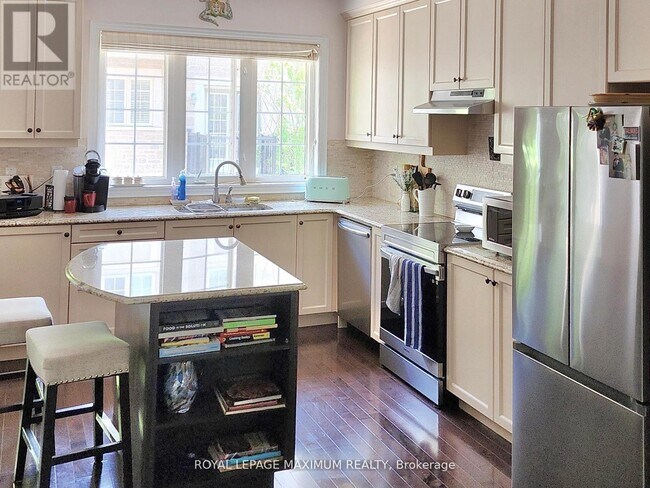 Photo - 9 Flook Ln