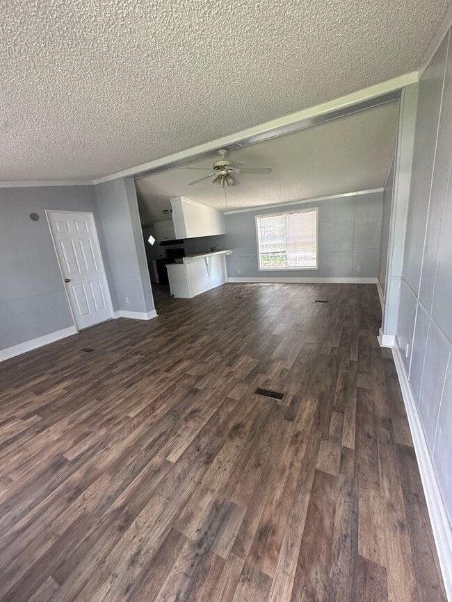 Photo - 1376 Fleetwood Cir