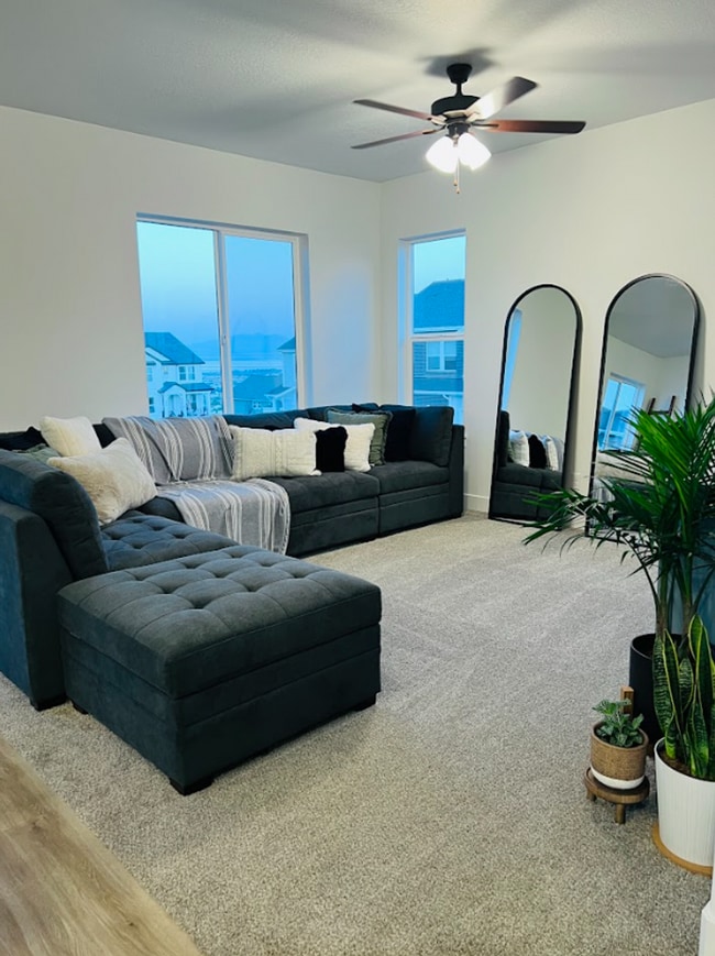 Building Photo - 1051 N Freeman Dr Unit Room #3 Rental
