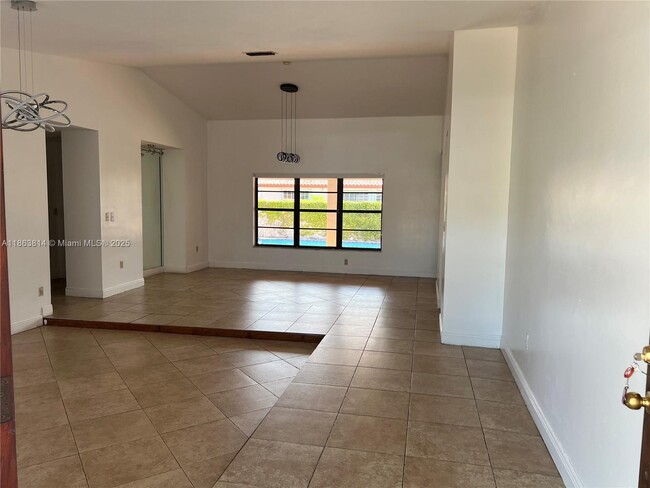 Photo - 3010 SW 132nd Ave