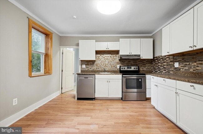 Photo - 2200 Coral St