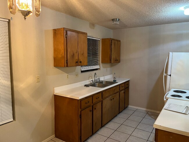 Photo - 1005 Commerce St Unidad B