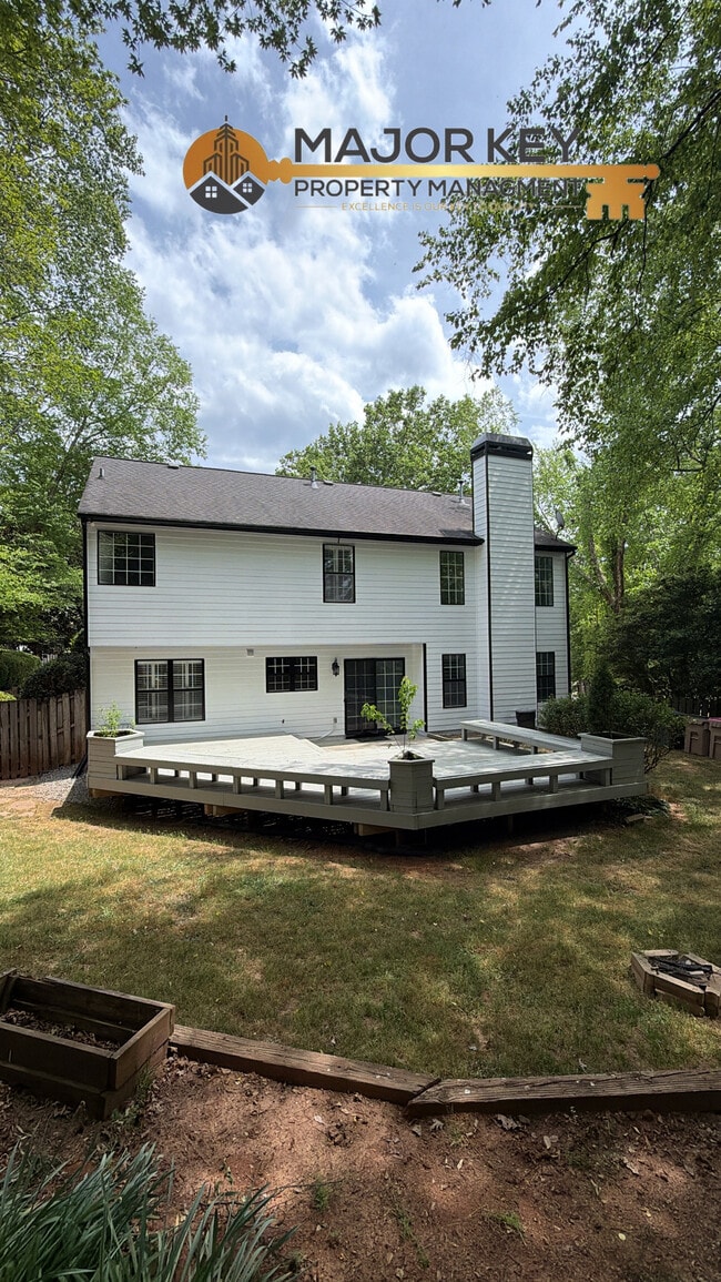 Photo - 1620 Midland Ct