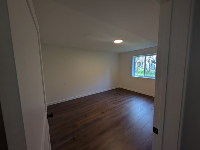 Building Photo - 1829 East End St NW Unit B