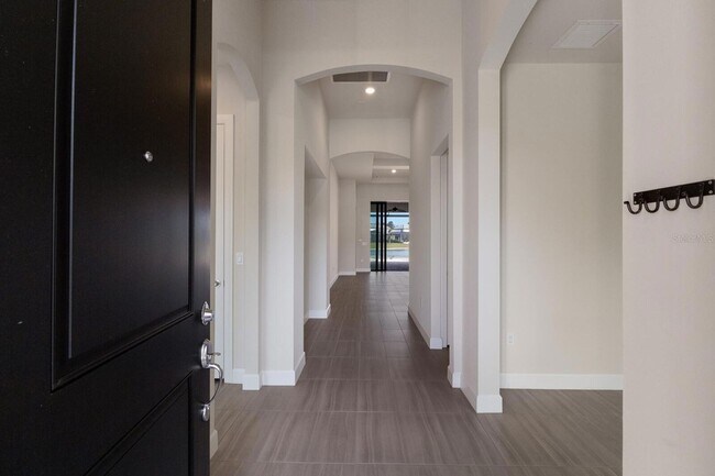 Photo - 712 Sigsbee Loop