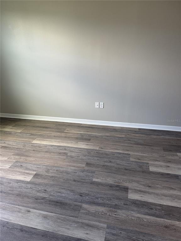 Photo - 3345 Curlew Ave