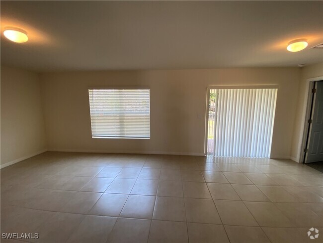 Building Photo - 3438 NE 8th Pl Rental