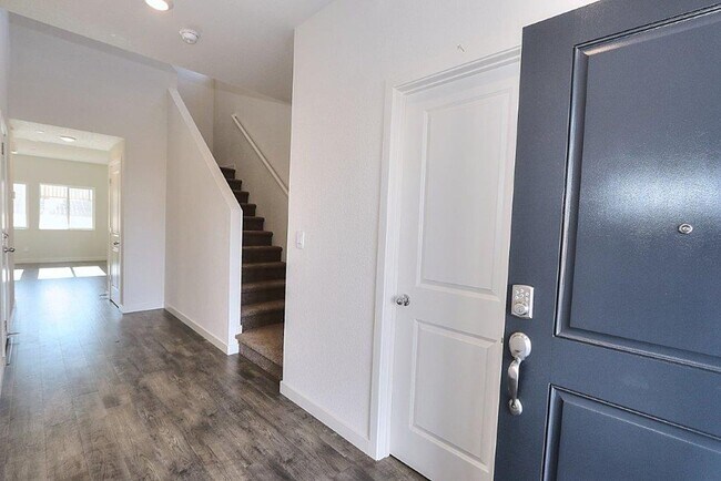 Photo - Beautiful Lincoln Home Available in May!