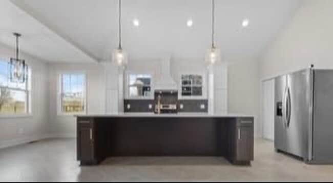 Photo - 281 Bluebell Dr