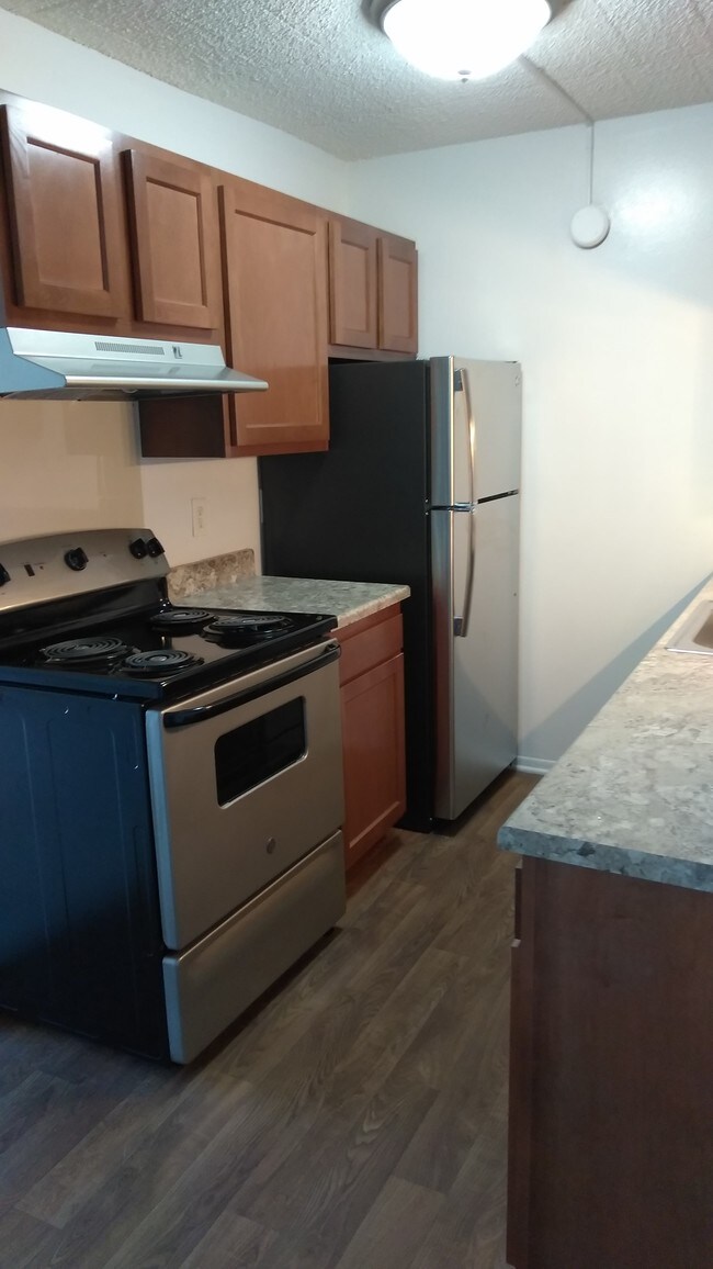 Park Place-Madison Heights - Park Place-Madison Heights Apartments