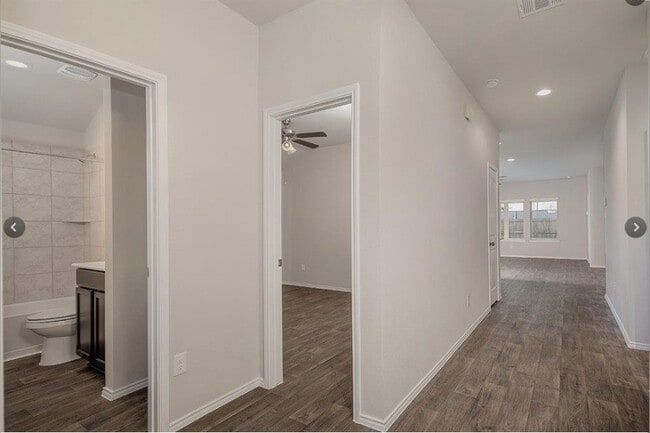 Photo - 24306 Winchelsea Ln