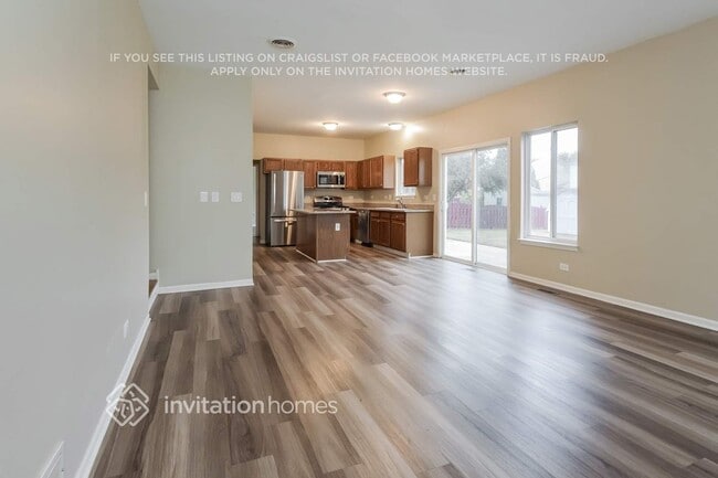 Photo - 290 S Annandale Dr