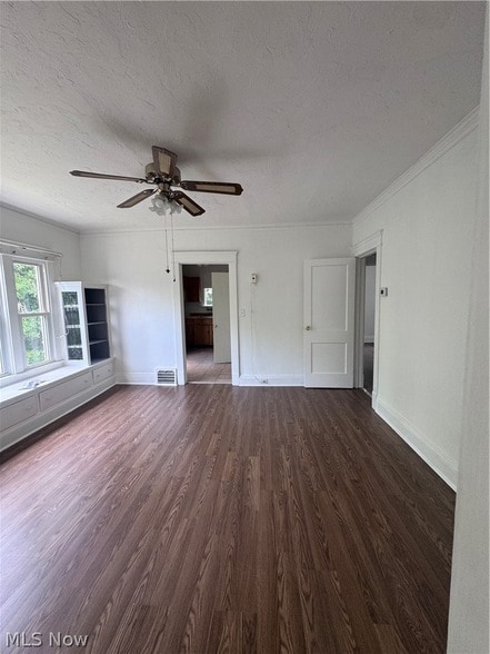 12337 Chesterfield Ave