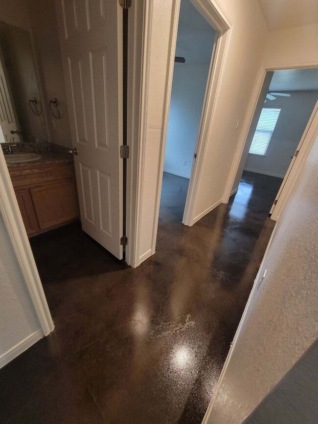 Photo - 804 N 3rd St Unidad 804 N. 3rd St  B