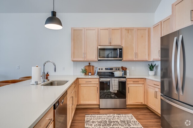 1BR, 1BA - 836SF - Kitchen