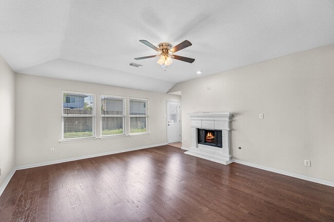 Photo - 21603 Gannet Peak Way