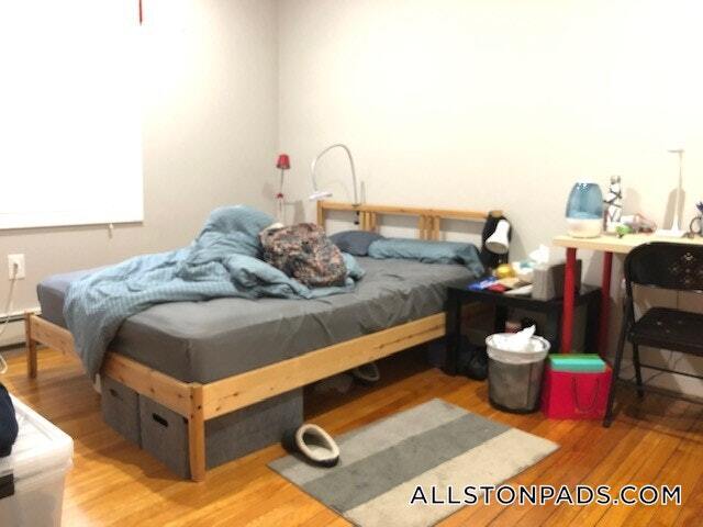 Photo - 115 Glenville Ave Unidad 1