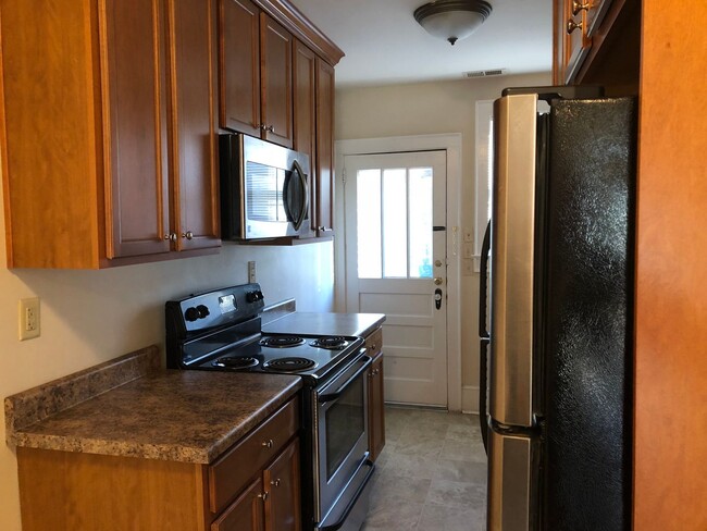 Photo - 3014 Kershaw St Apartment Unit 2