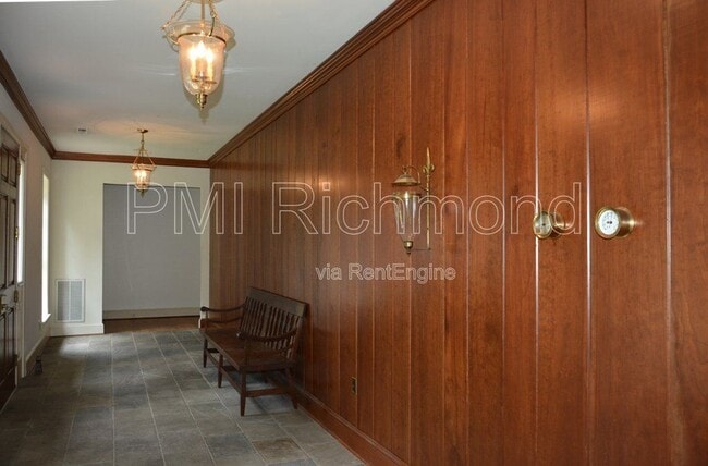 Photo - 9850 Old Sweet Hall Ferry Rd
