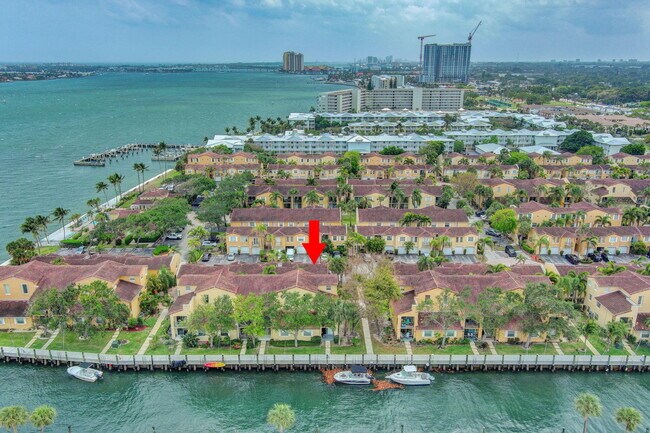 Photo - 1145 Lake Shore Dr Unidad 206