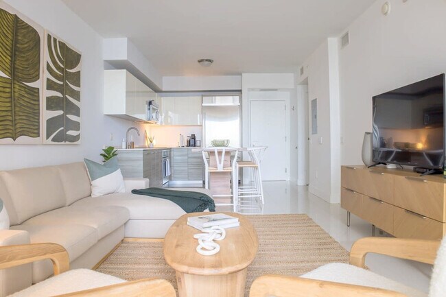 1300 Brickell Bay Dr Unit SI ID1044506P