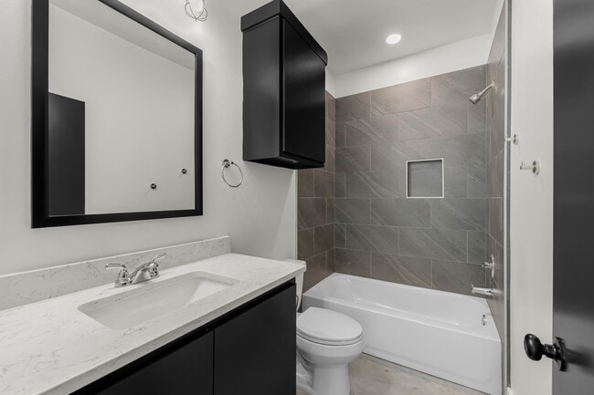 Photo - 201 Dawn Lynn Dr