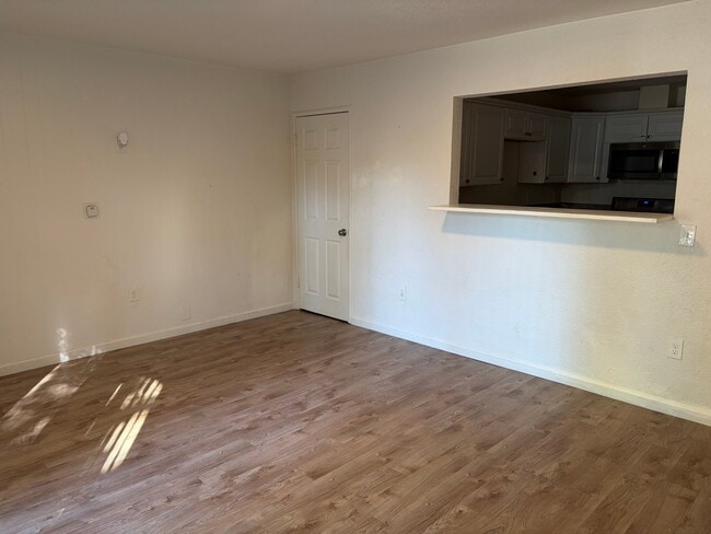 2065 15th Ave Unit 12