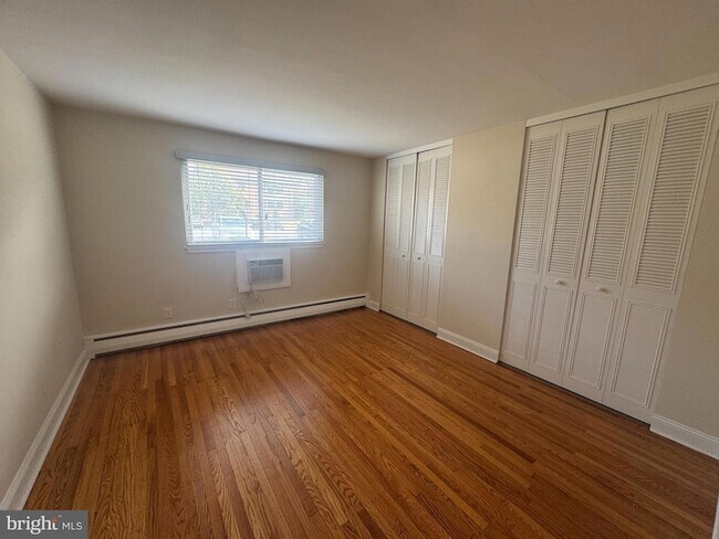 Photo - 1016 W Baltimore Pike Unidad E10