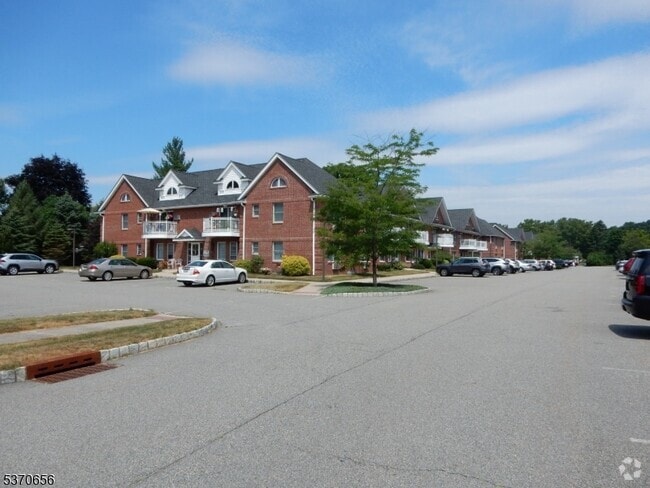 Building Photo - 59 Jane Dr Unit 59 Rental