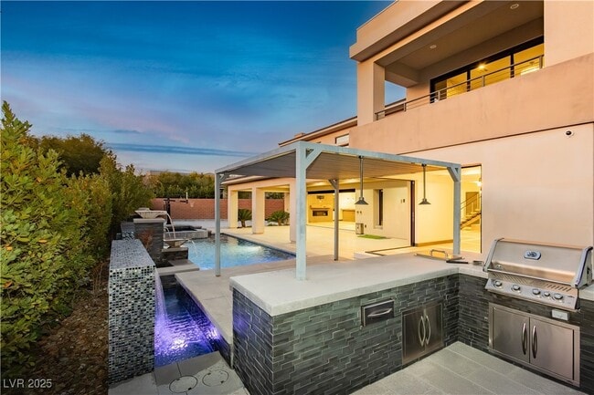 Photo - 94 Glade Hollow Dr