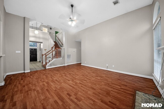 Photo - 1811 Quiet Hollow Dr