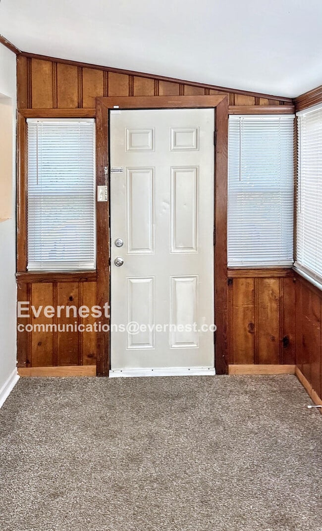 Photo - 5636 Sunbury Ave