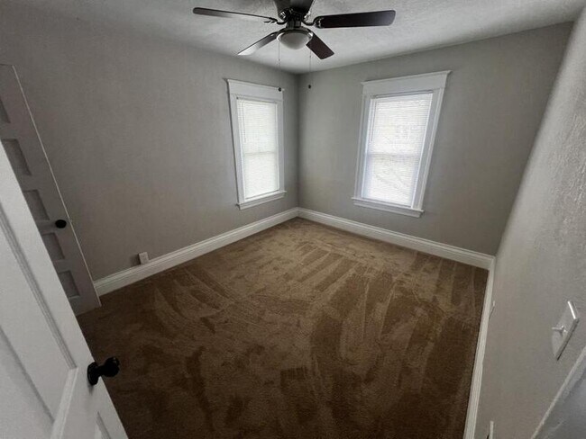 Photo - 193 Reynolds St