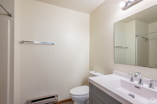 2 habitaciones, 1 baño - 975 pies cuadrados - Baño