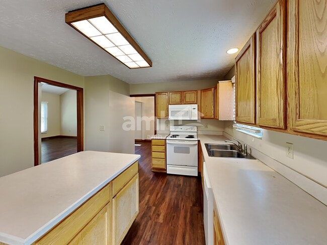 Photo - 6757 Eddleston Ct
