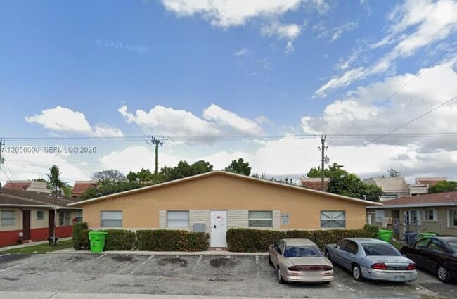 Building Photo - 1860 NW 58th Terrace Unit 2