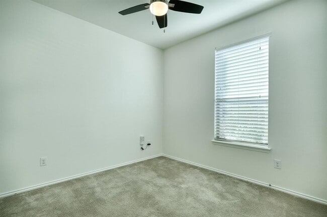 Photo - 13813 James Garfield St