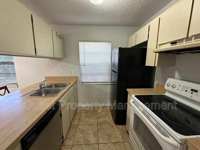 Photo - 2551 Medley Ct Unit 2551GEM